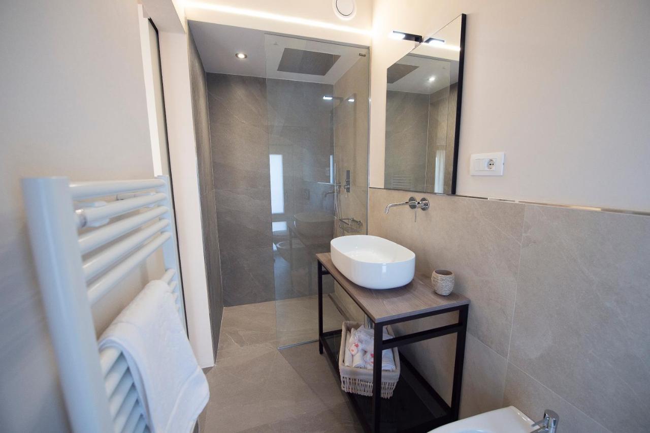 Villino Micol Camere A Due Passi Dal Mare Marina Di Carrara Exteriér fotografie