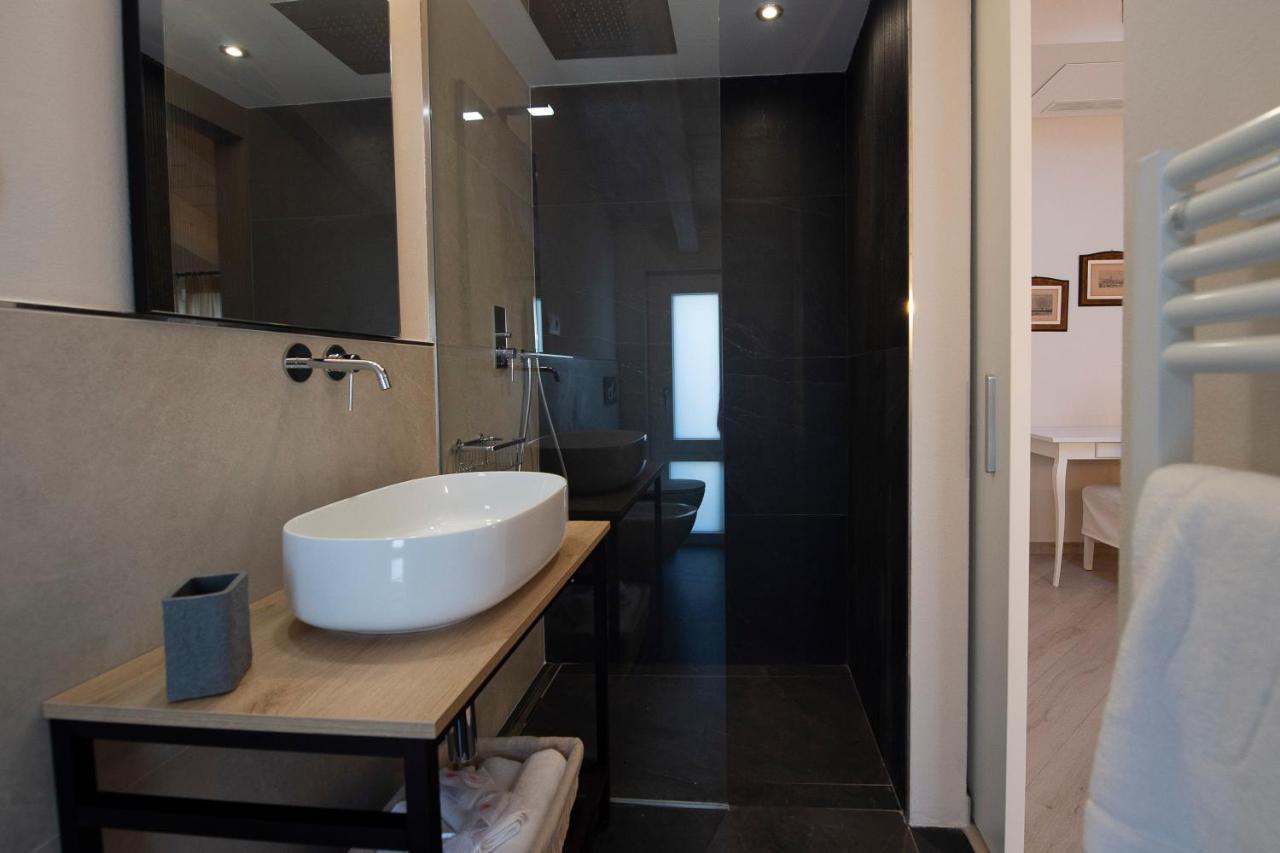 Villino Micol Camere A Due Passi Dal Mare Marina Di Carrara Exteriér fotografie